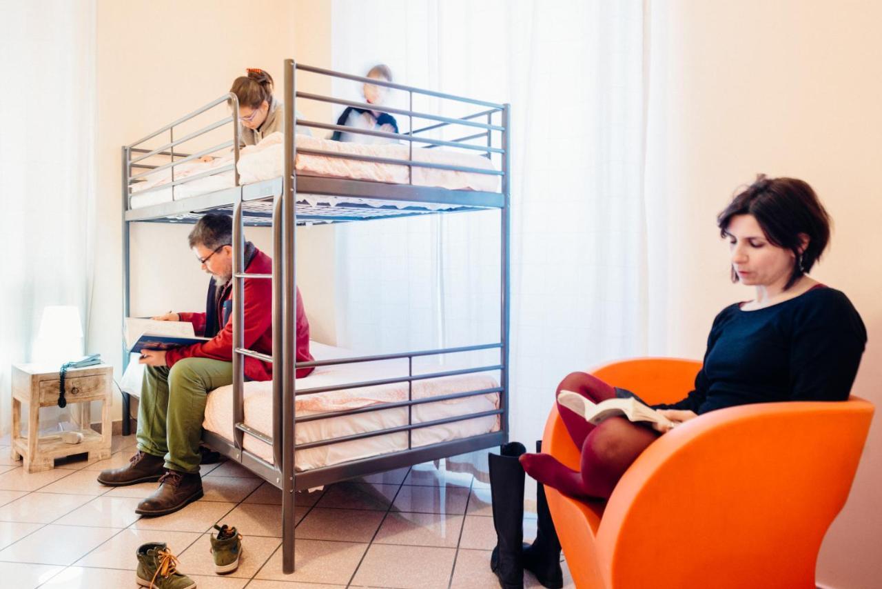 Hostel The Beehive *