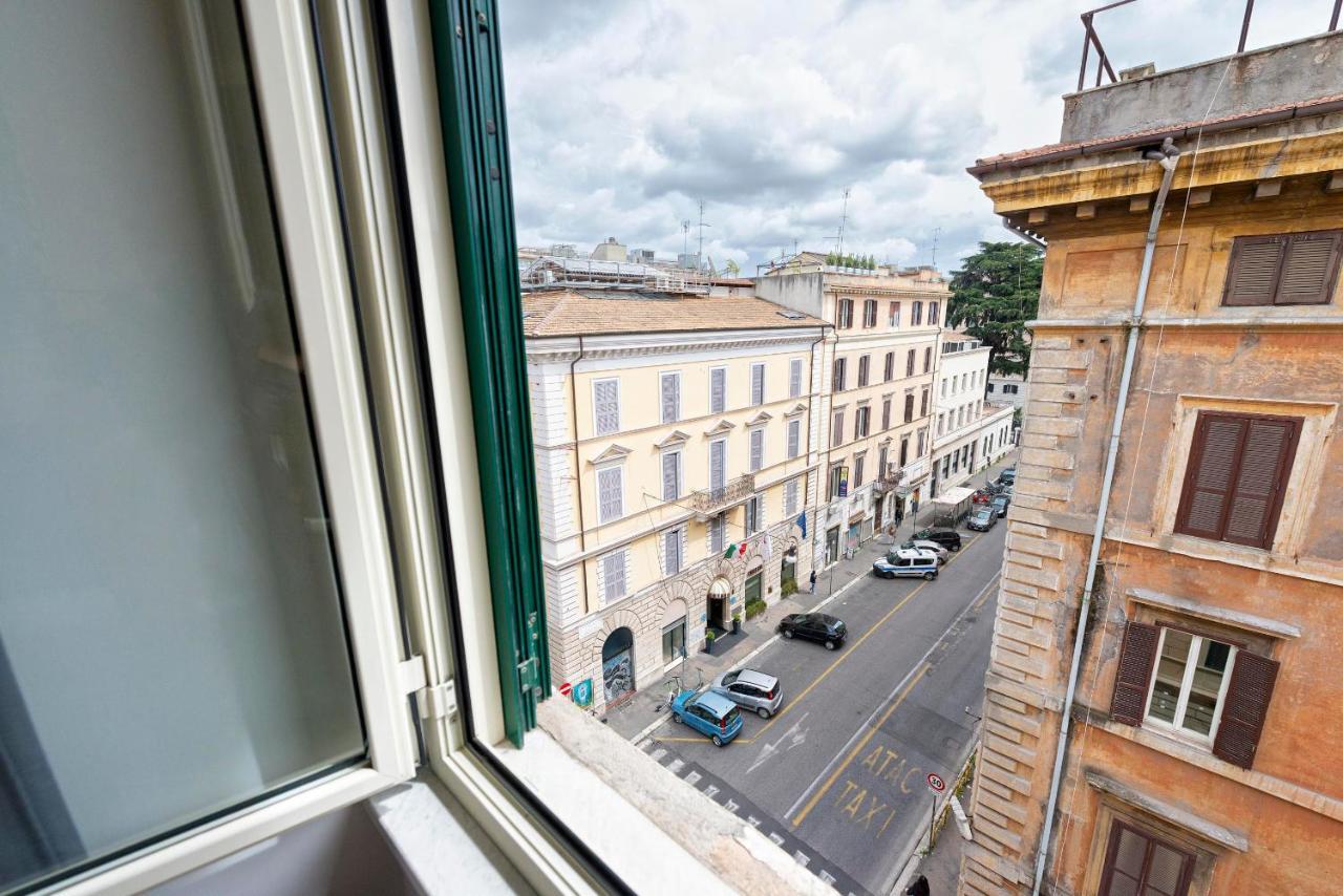 Apartment Whiteten Rome