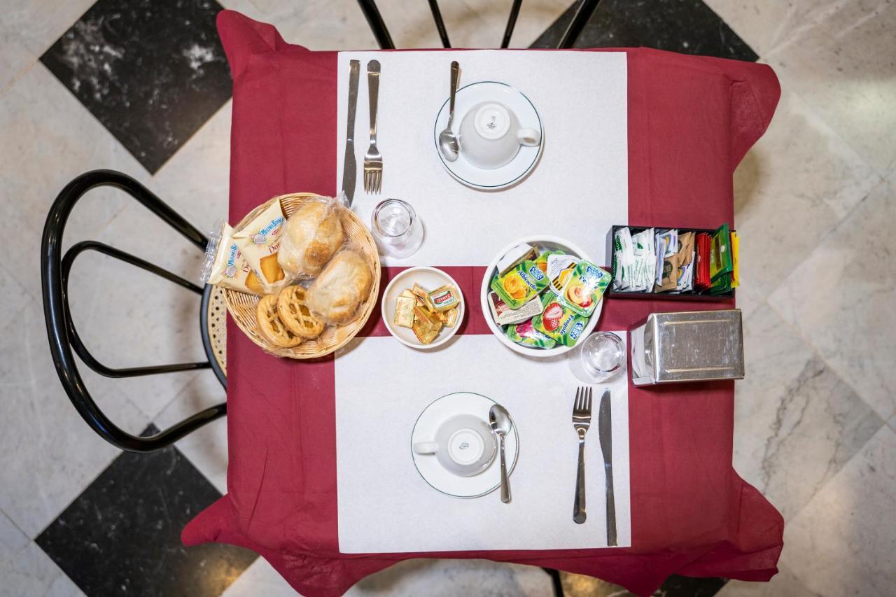 Ferrarese Hotel 2*
