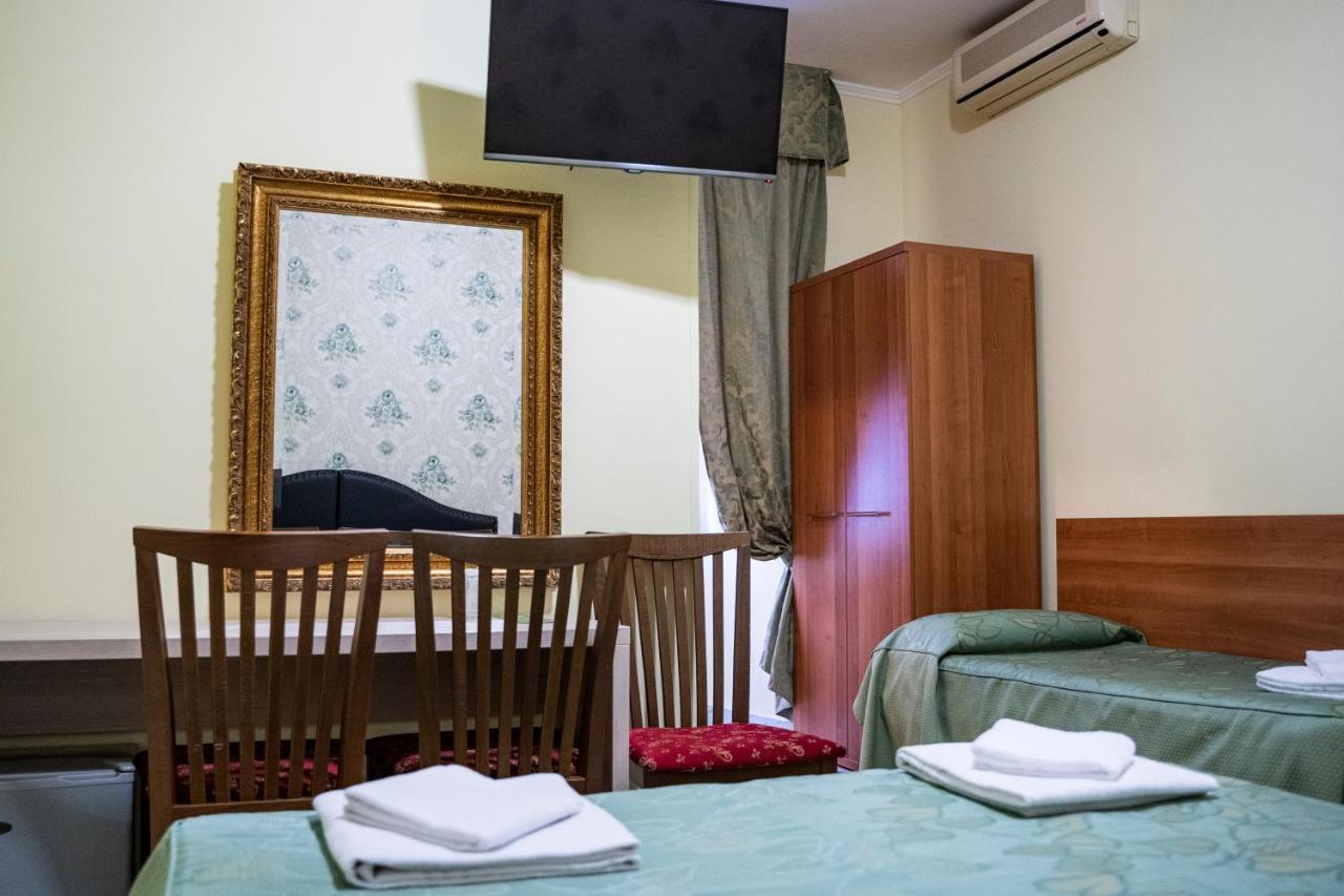 Ferrarese Hotel