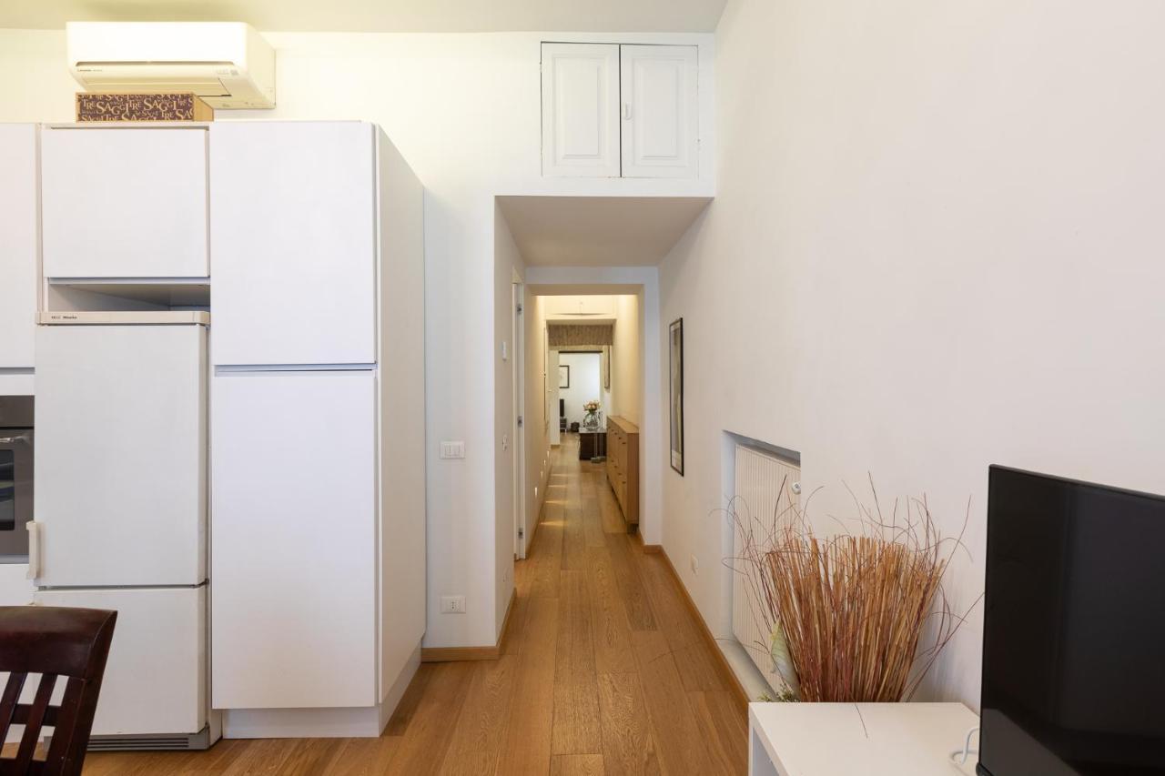Apartment Trevi House Rome