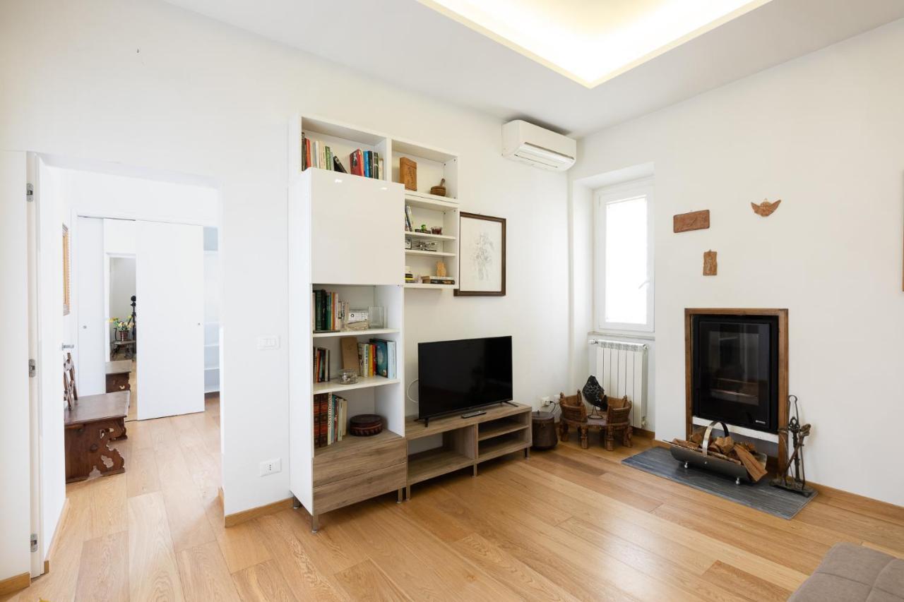 Trevi House *