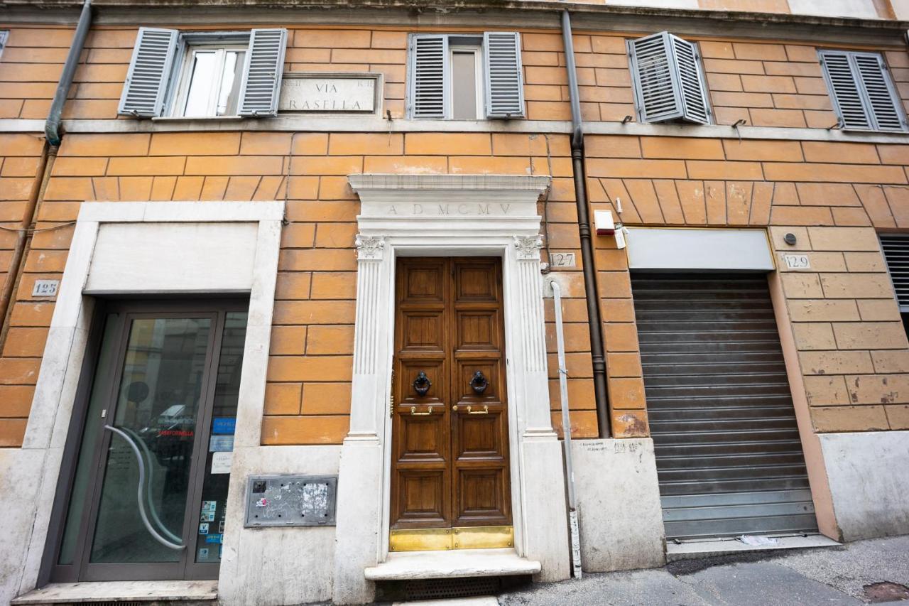Trevi House Rome