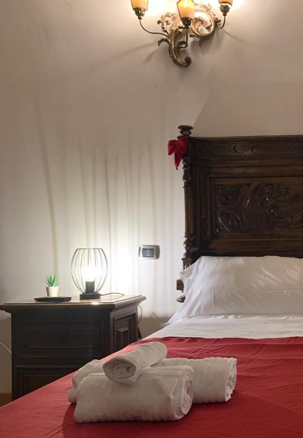 Residenza Tritone Luxury Trevi Fountain Holiday home *