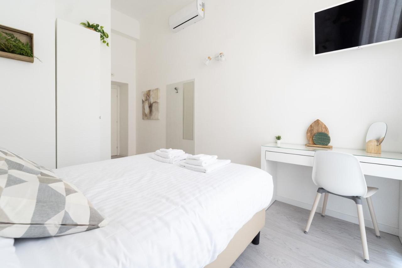 White Gioberti Affittacamere Roma