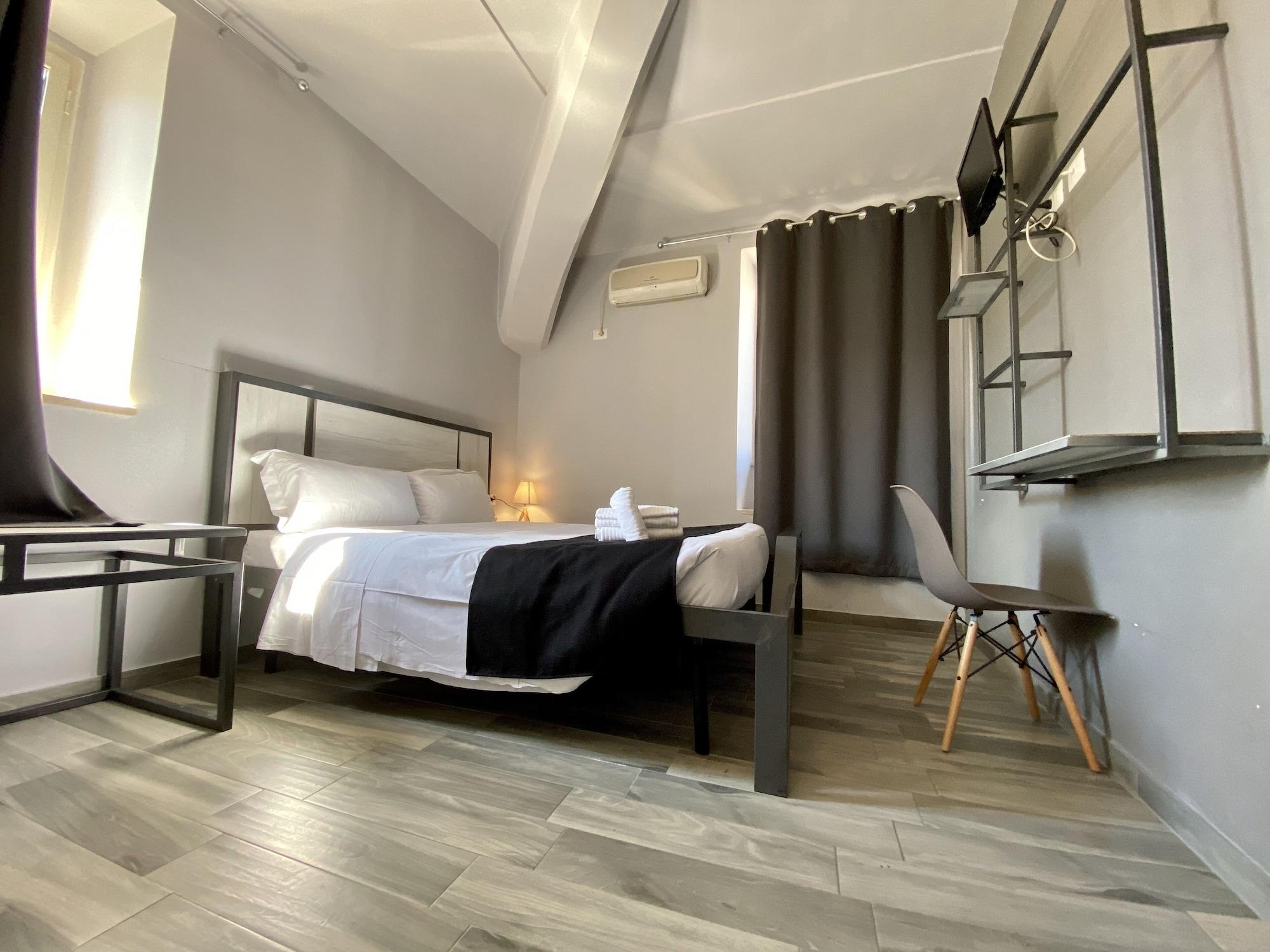 Resi Hotel 2*