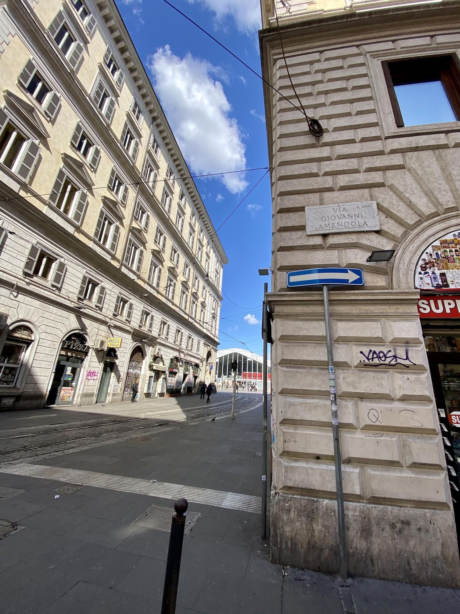 Resi Hotel