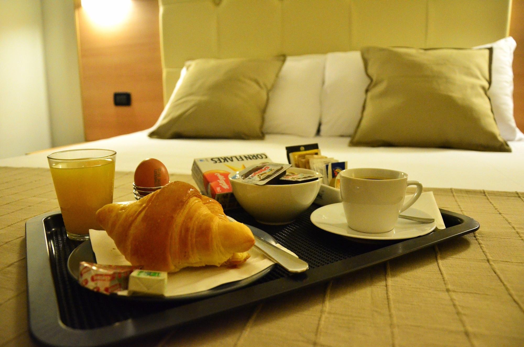 Cola Di Rienzo - In Guest house