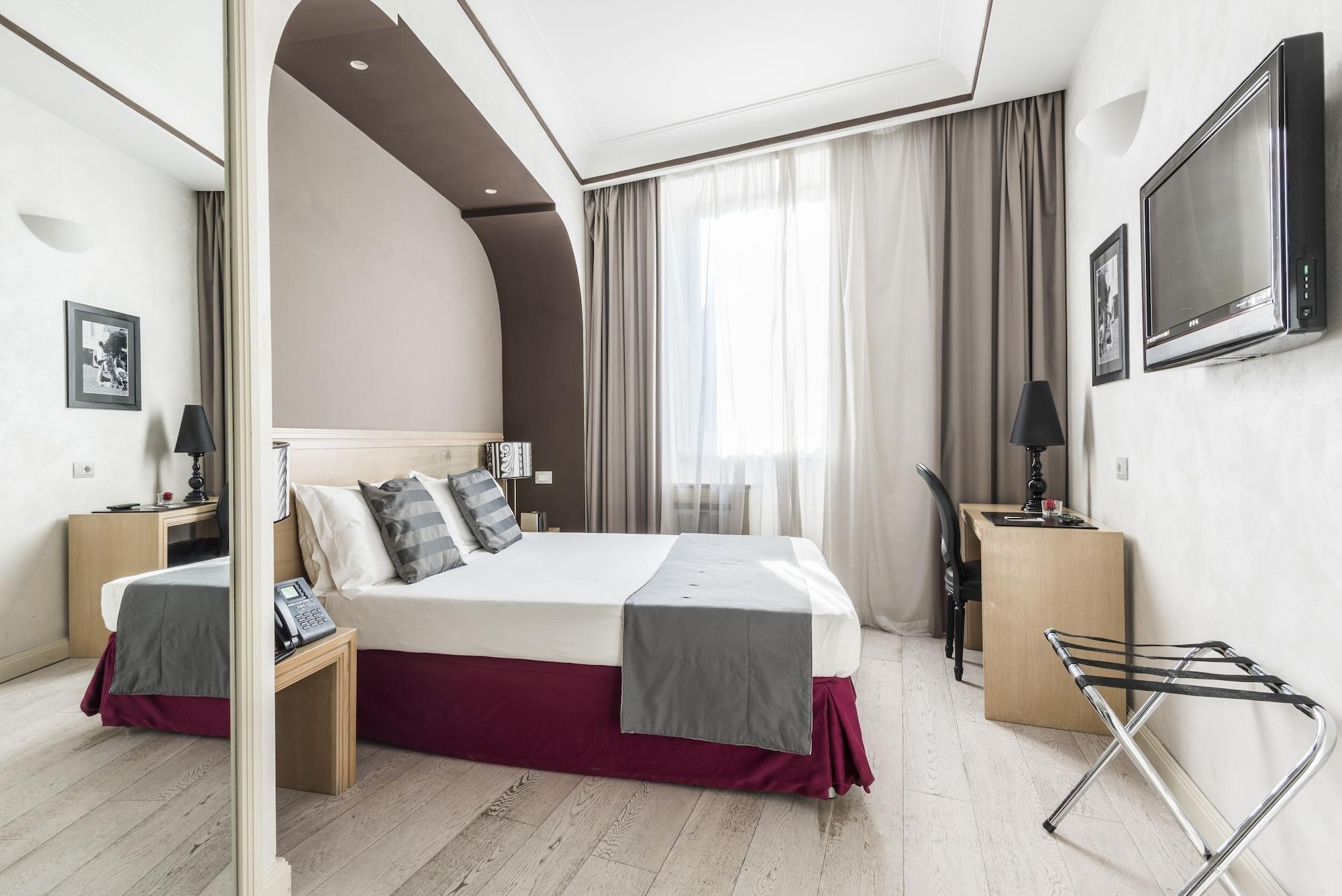 Smart Pincio Rome