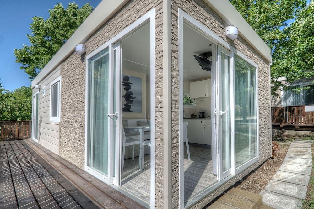 Flaminio Village Park Campsite 4*