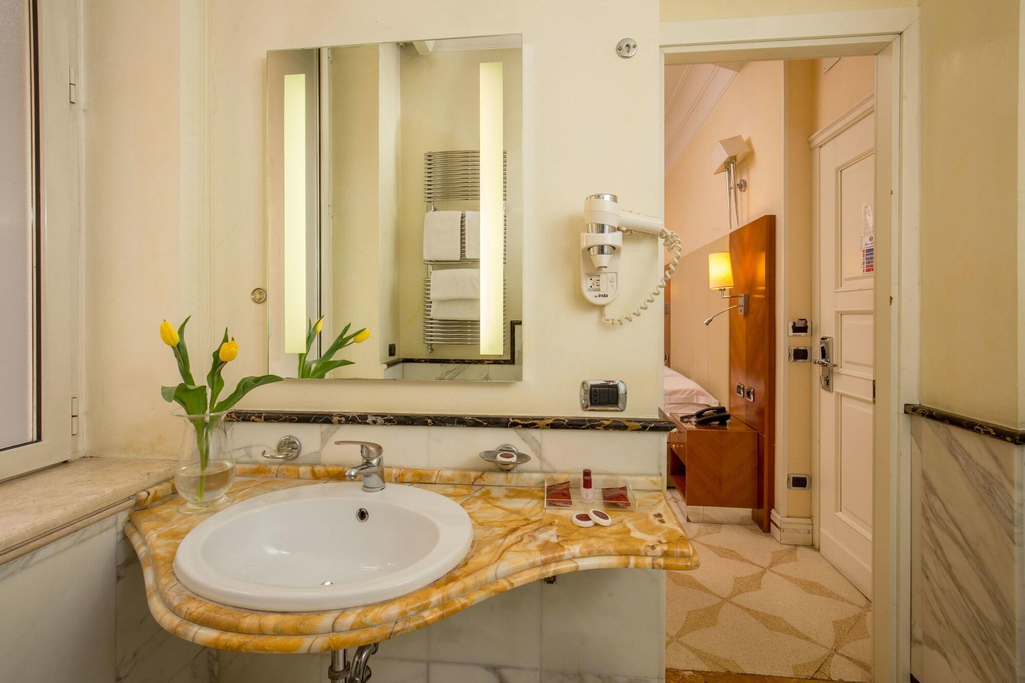 Opera 3* Rome