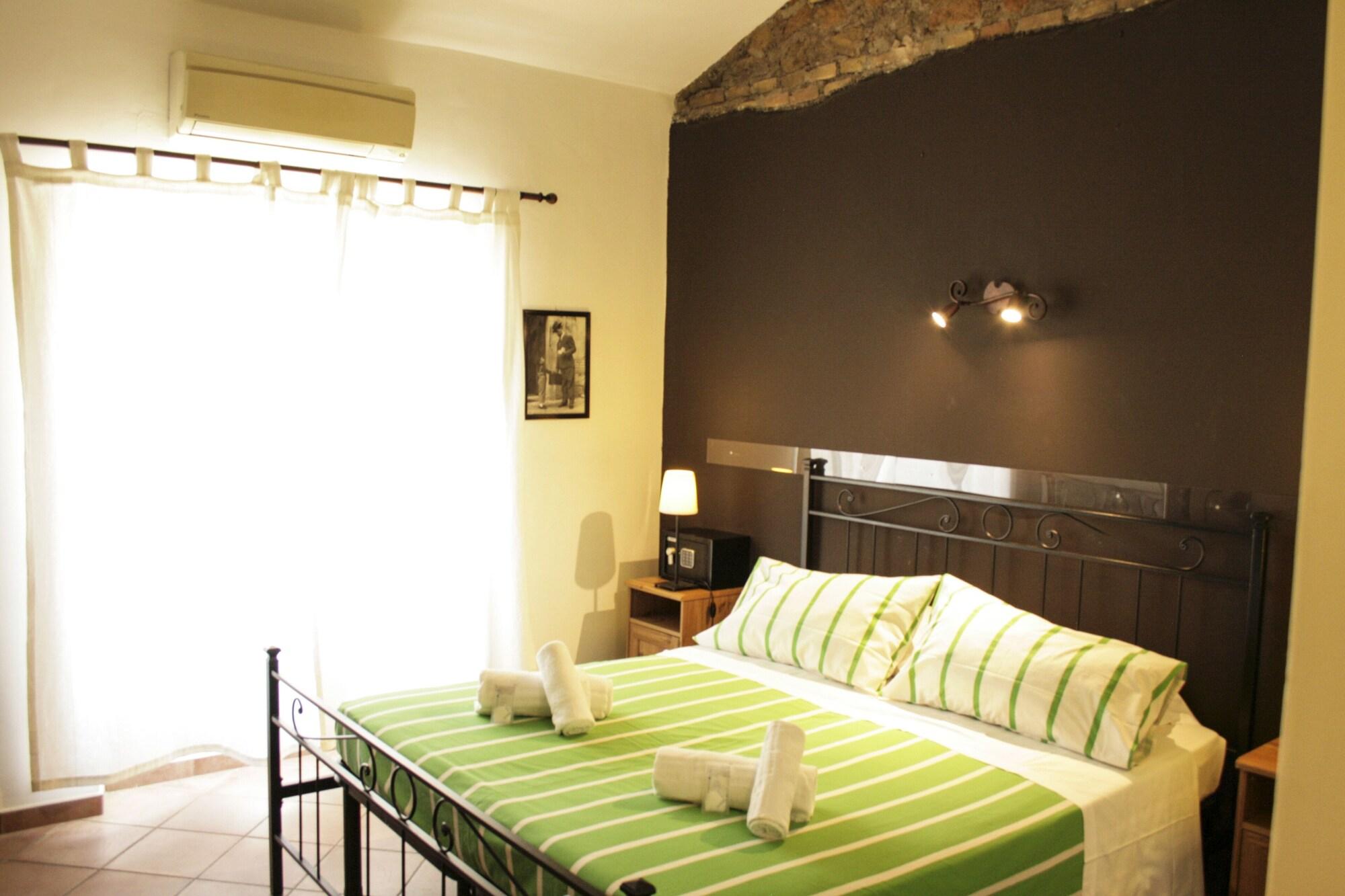 Bed & Breakfast Sixtythree