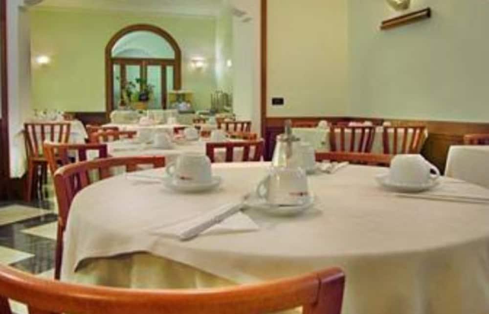 Grand Olympic Aurum 4*