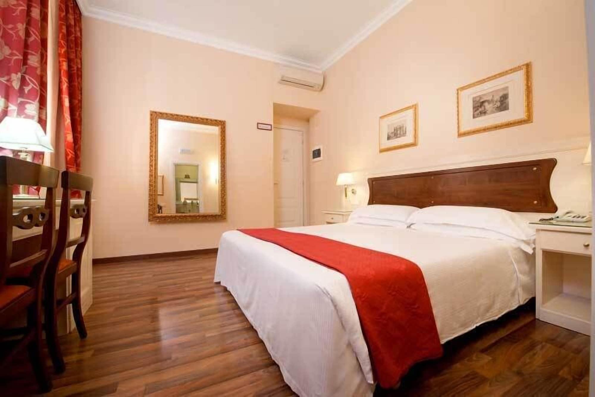 Bed & Breakfast Residenza Domiziano 3*