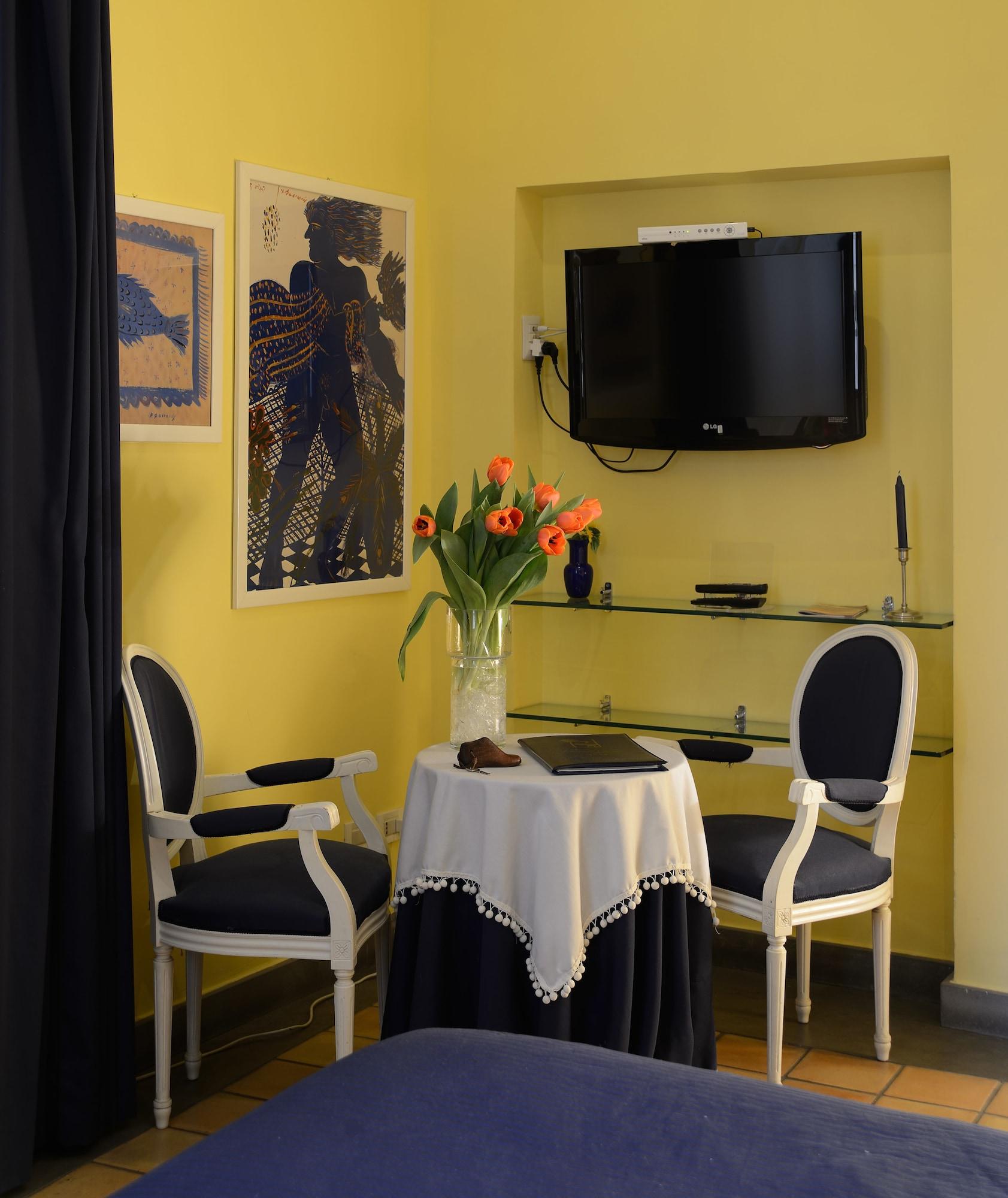 Cairoli 4* Rome