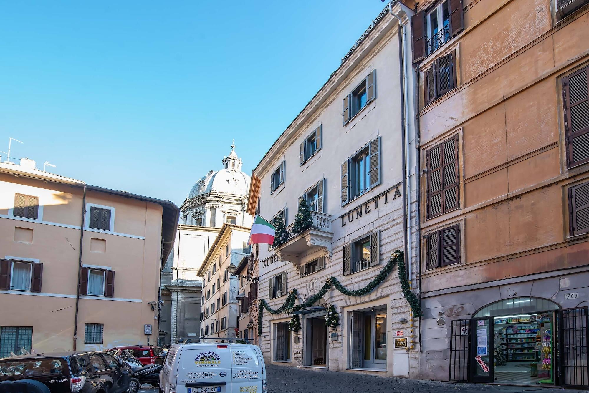 Lunetta 4* Rome