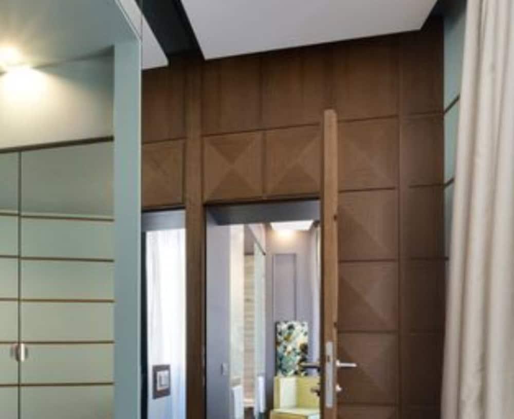 Stendhal Luxury Suites Rome