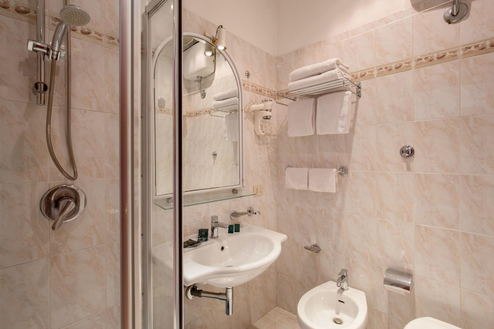 Sonya Hotel 3*