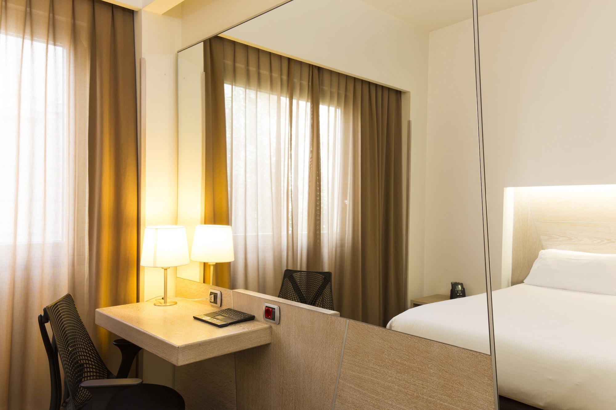 Hilton Garden Claridge Hotel Rome