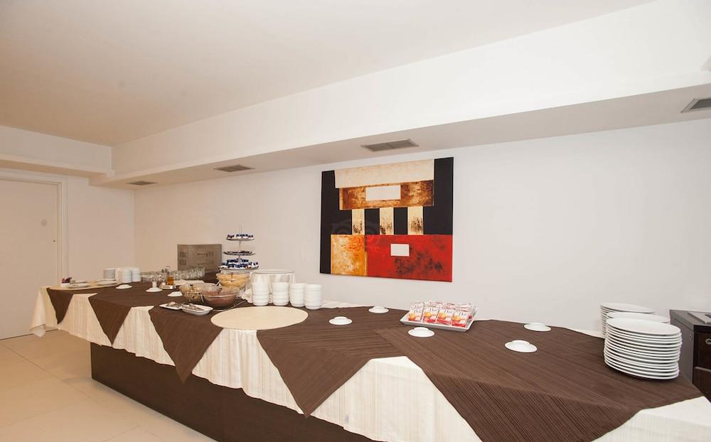 Hotel Ways Garden & Leisure Rome