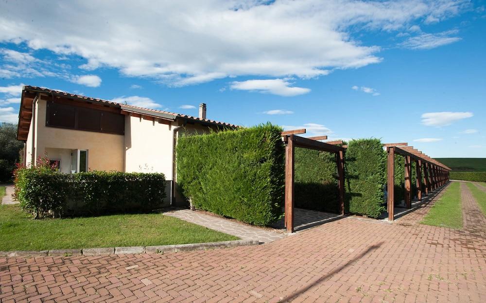 Ways Garden & Leisure 4* Rome