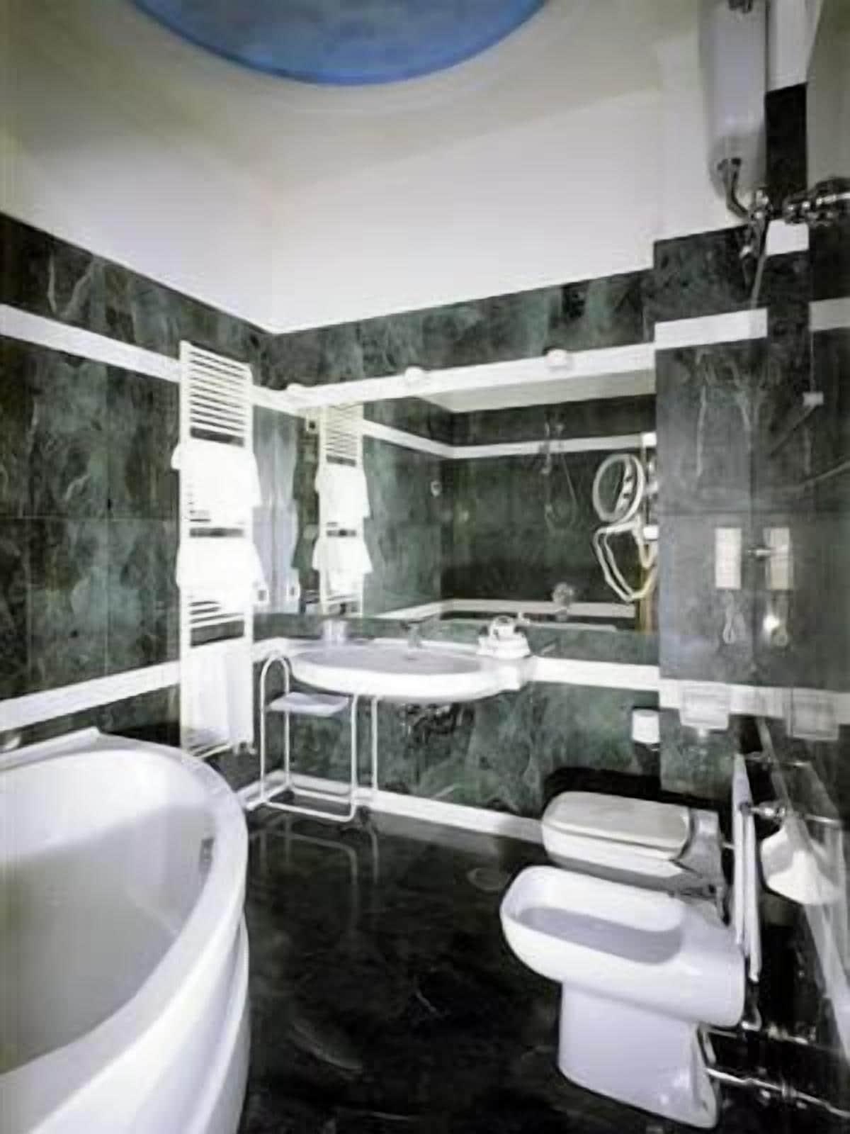 Farnese 4* Rome