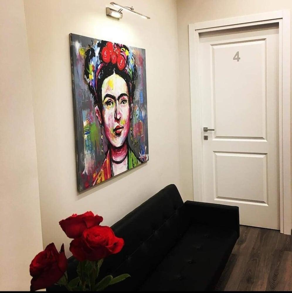 Rhs Rienzo Guest house Rome