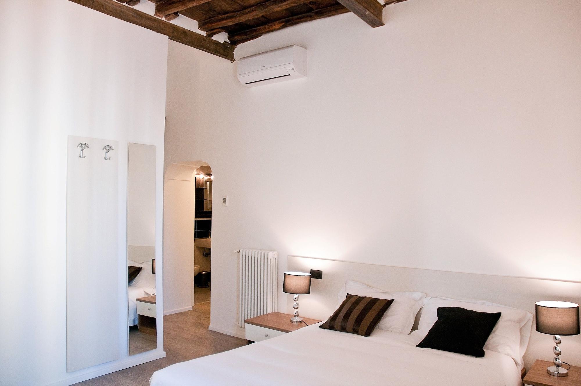 Hotel Giuturna Boutique Rome