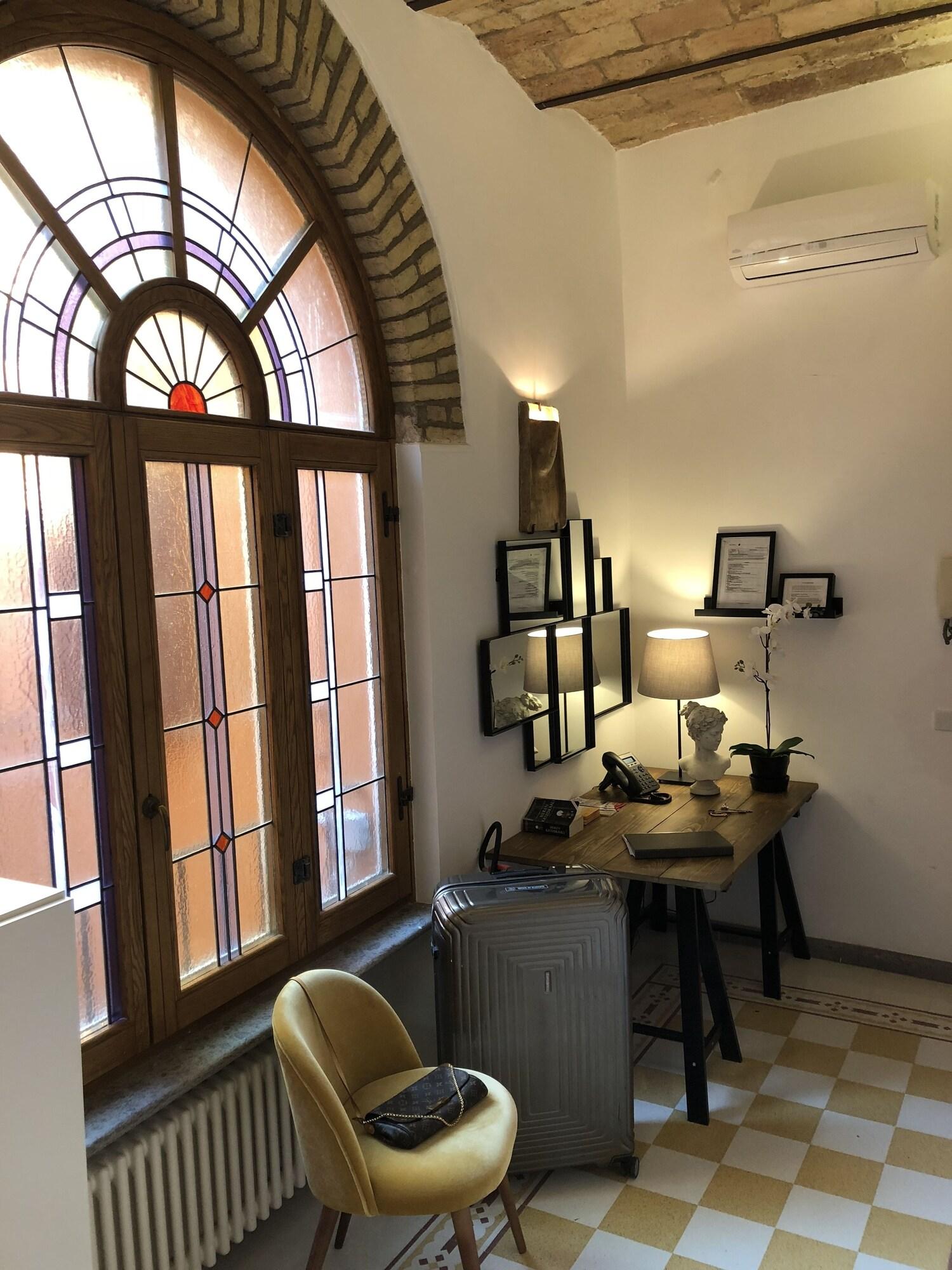 Giuturna Boutique 3* Rome