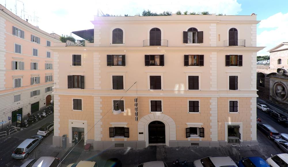 Hotel Golden Rome