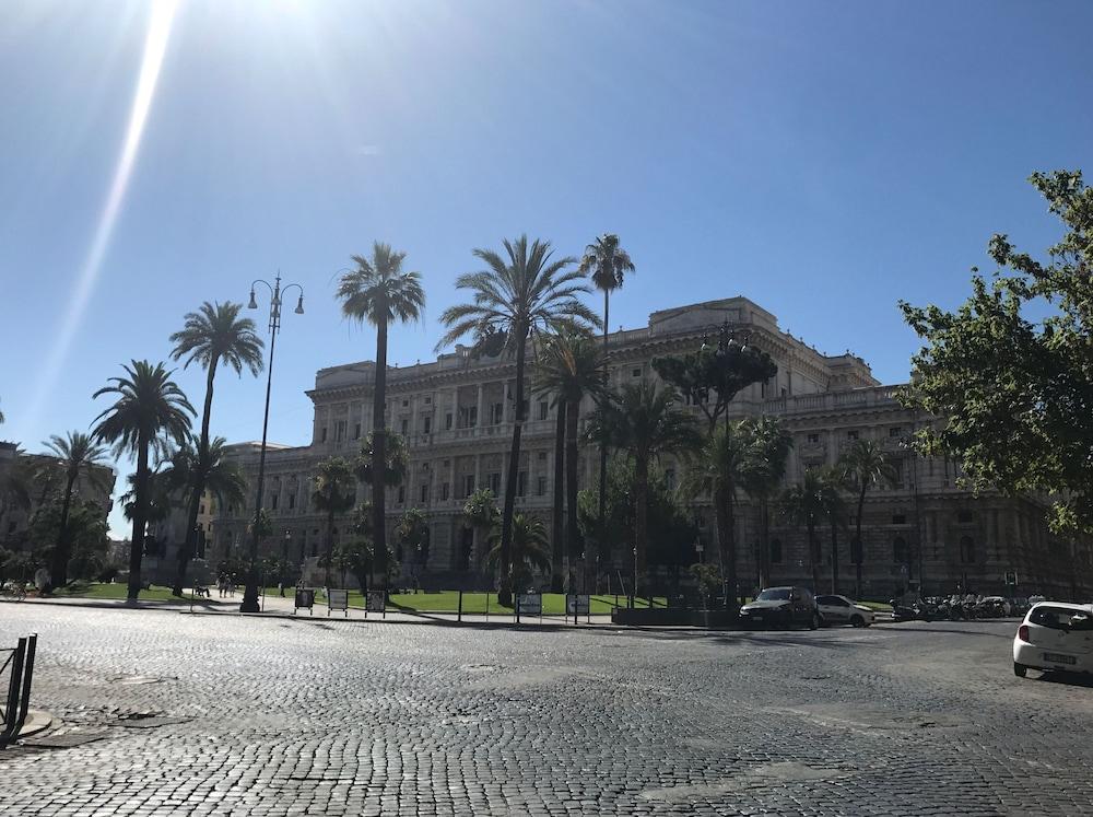 Domus Tacito Luxury 2* Rome