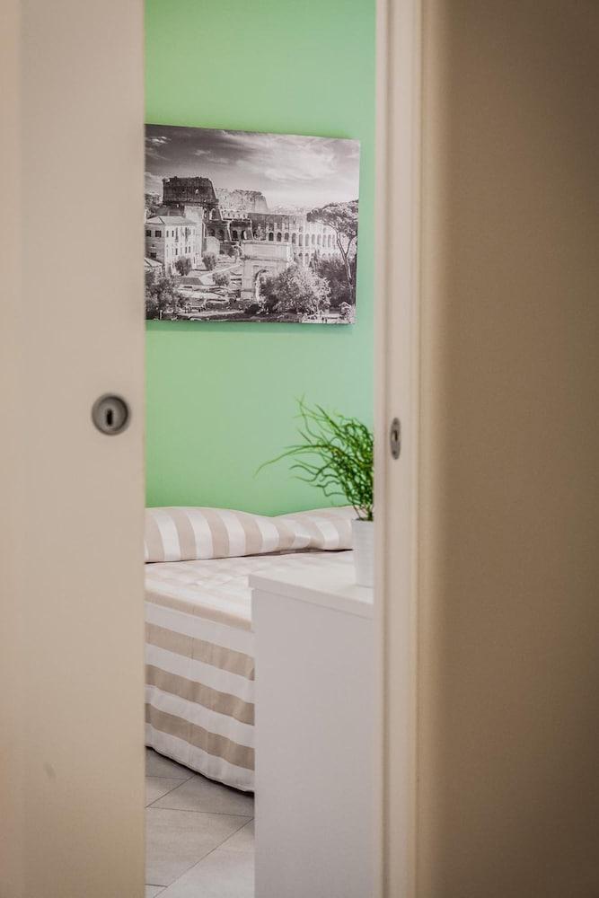Vatican Holiday In Guest house