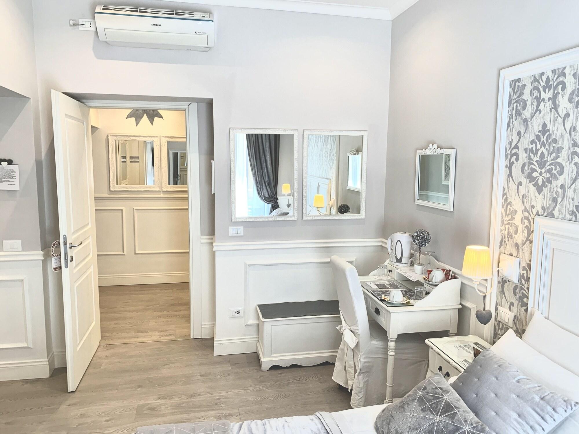 Charme & Chic Bed & Breakfast Roma