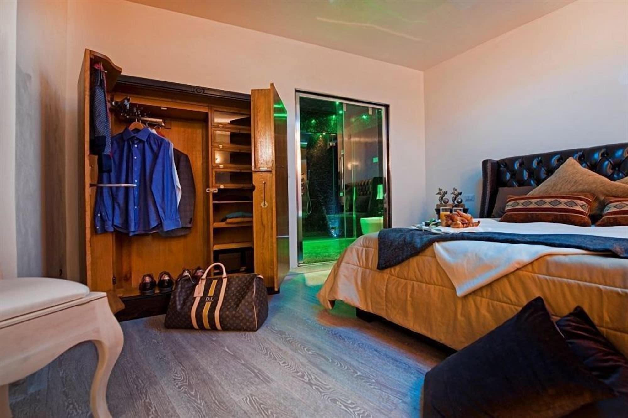 Pantheon Relais 5* Rome