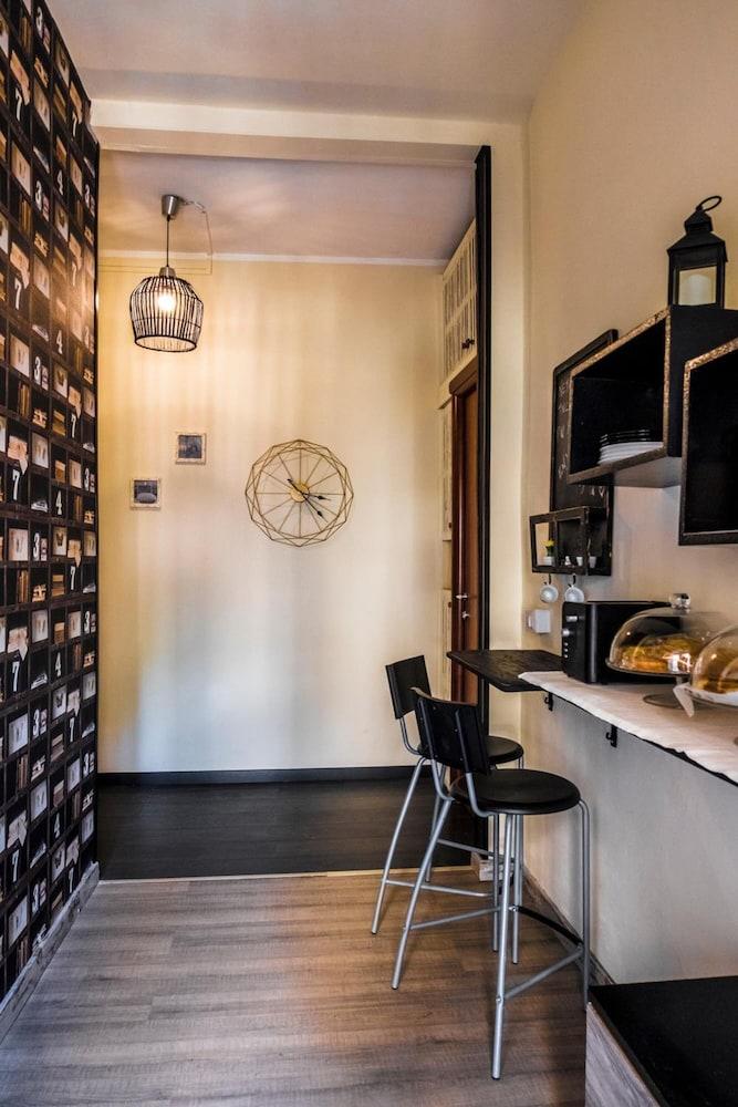 Zen Trastevere Bed & Breakfast 2*