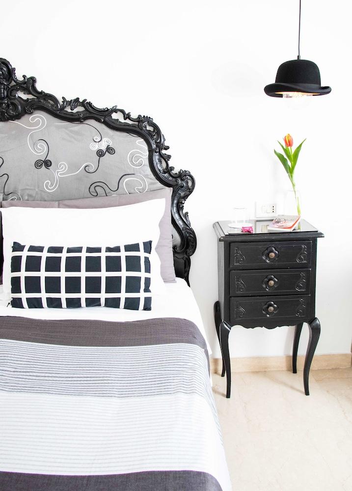 Gallery Guest house 2*