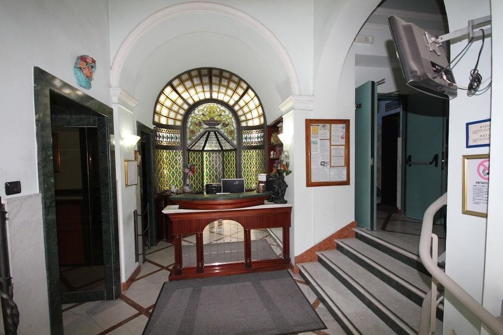 Hotel Marisa Rome