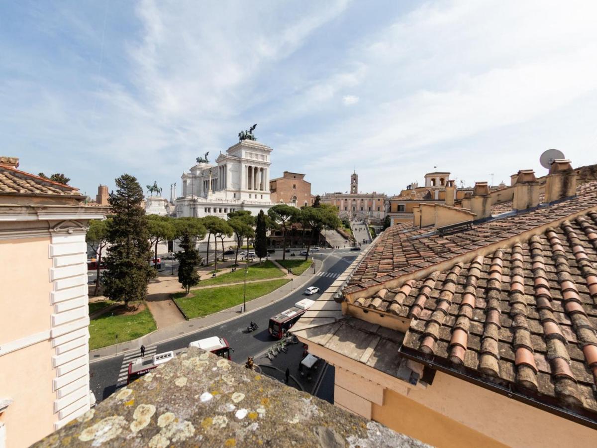 The Rent - With A View On Altare Della Patria Appartamento