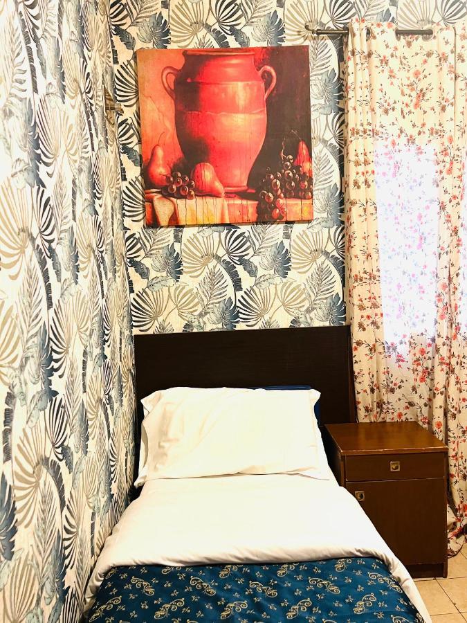 2 Guest house