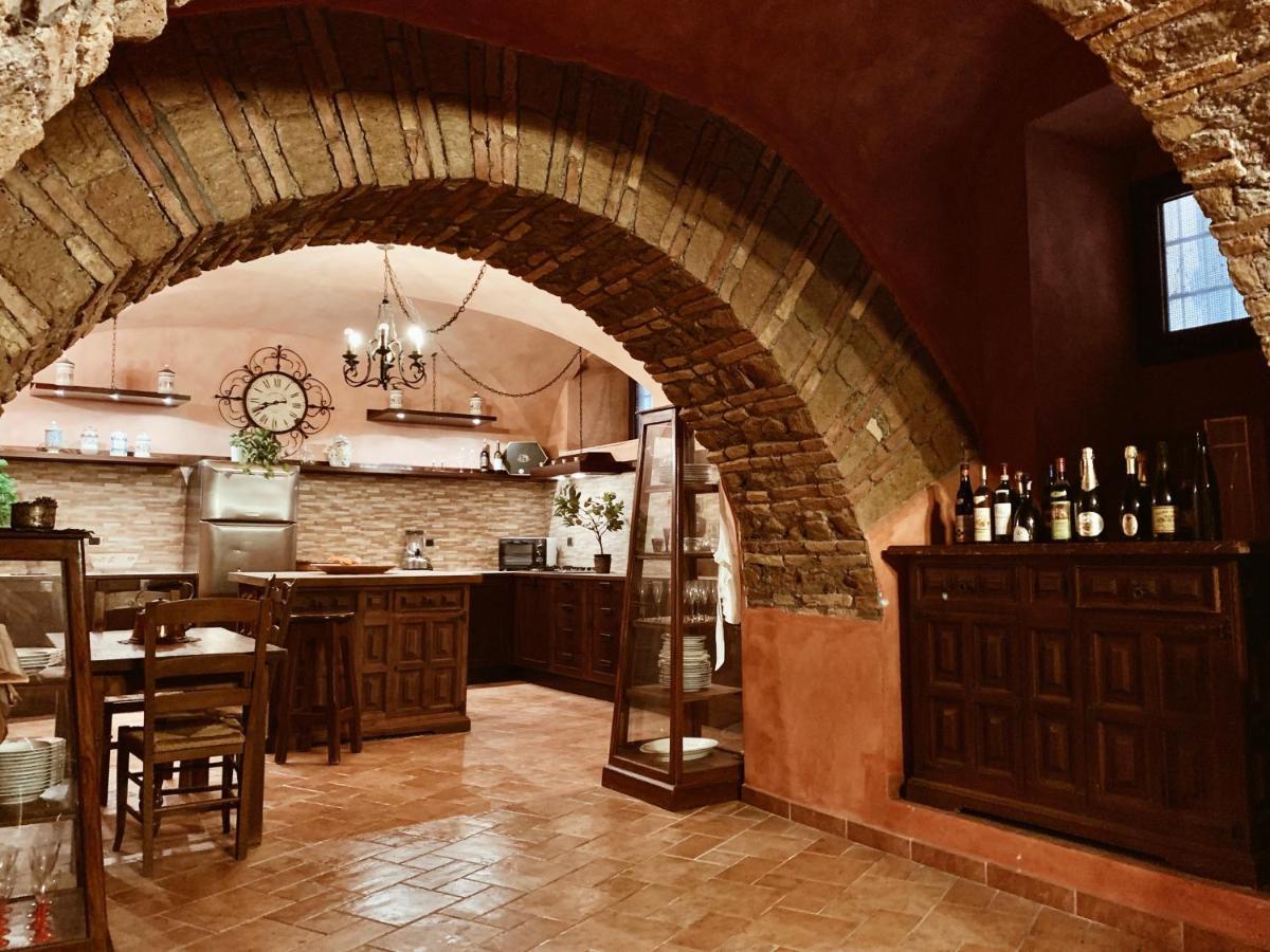 Residenza Tritone Luxury Trevi Fountain Holiday home *