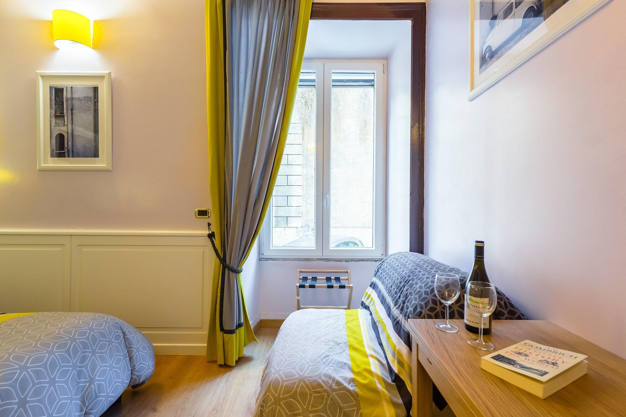 Domus Avi - Guest house Rome
