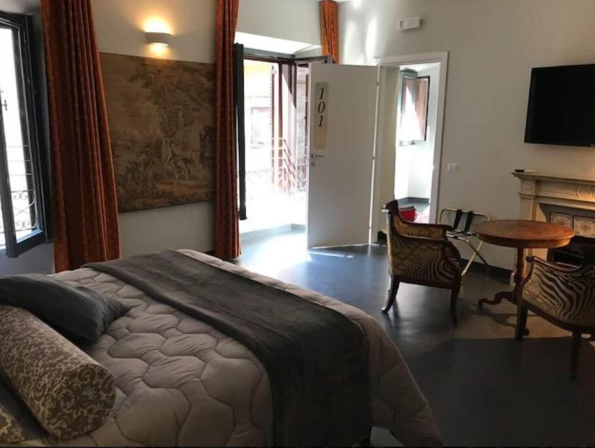 94 Piazza Di Spagna Affittacamere 2*