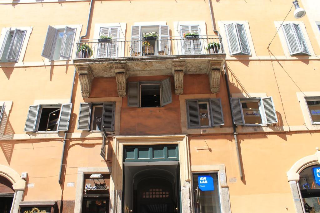 504 Corso 3* Rome