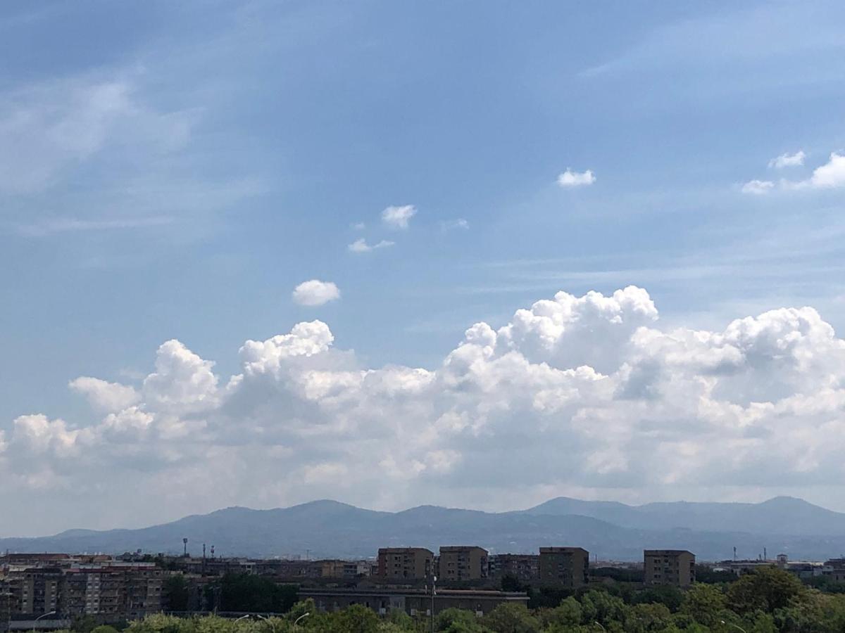 Apartment Kamchu With Terrace Near Metro Con Vista