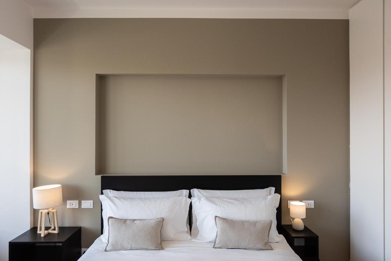 Amazing Via Parigi Apartment Rome