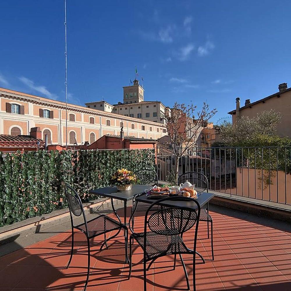 Trevi Palace Luxury 4* Rome