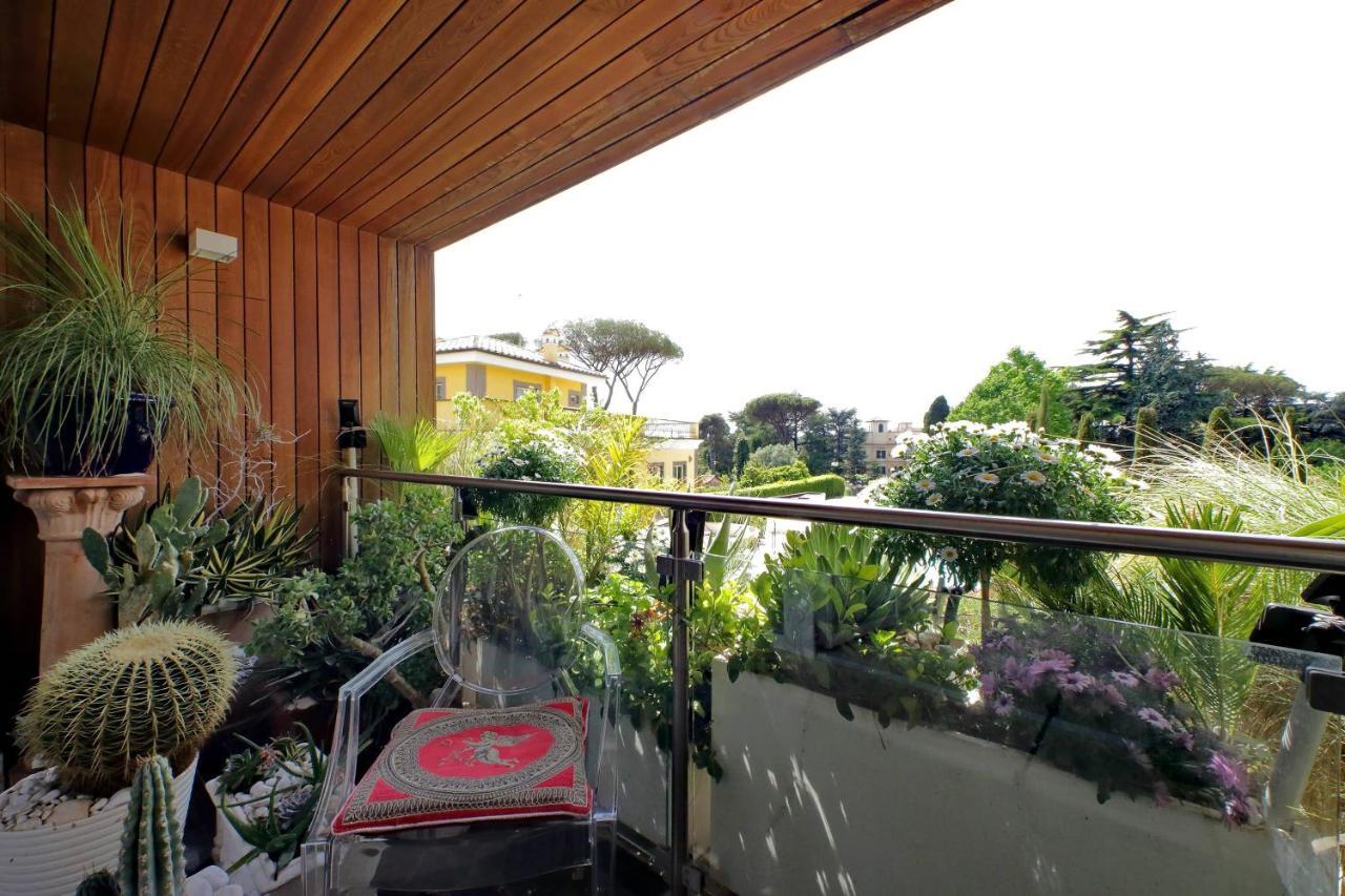 Luxury Aurelia With Swimming Pool