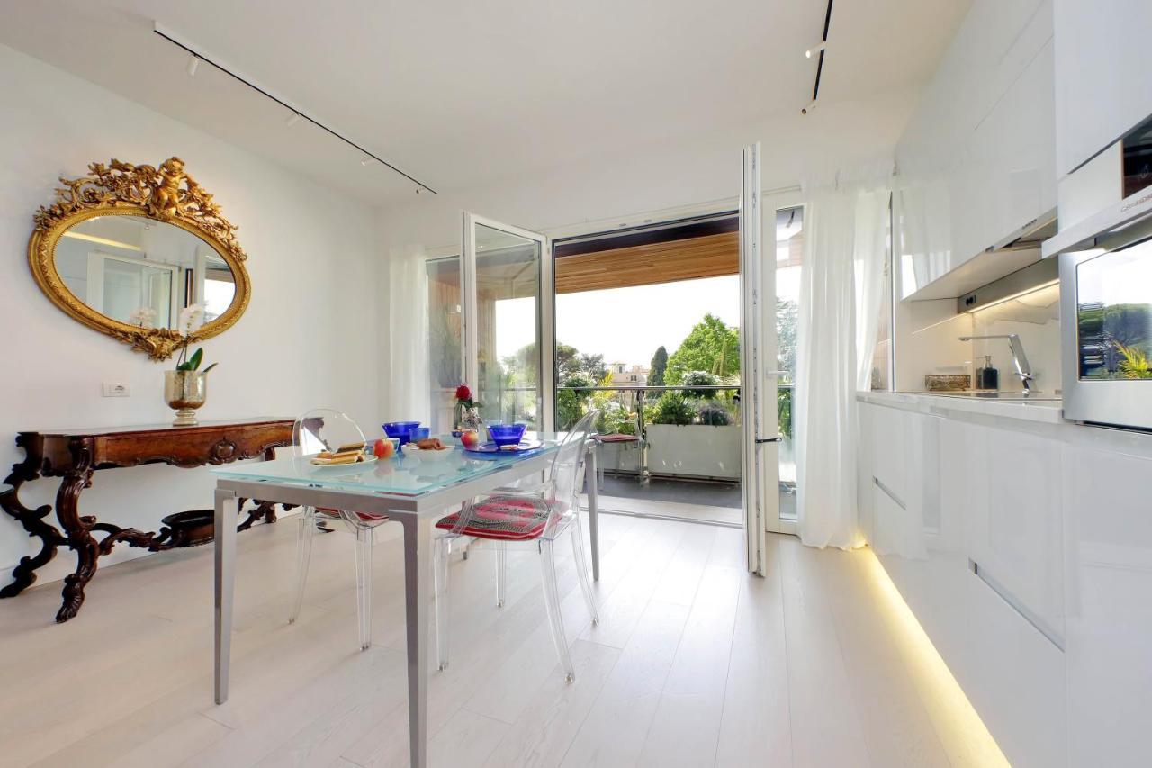Luxury Aurelia With Swimming Pool Appartamento Roma