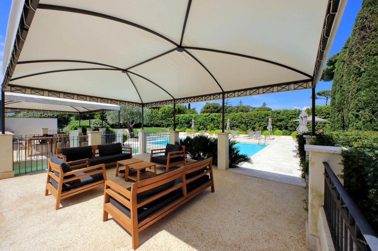 Luxury Aurelia With Swimming Pool *