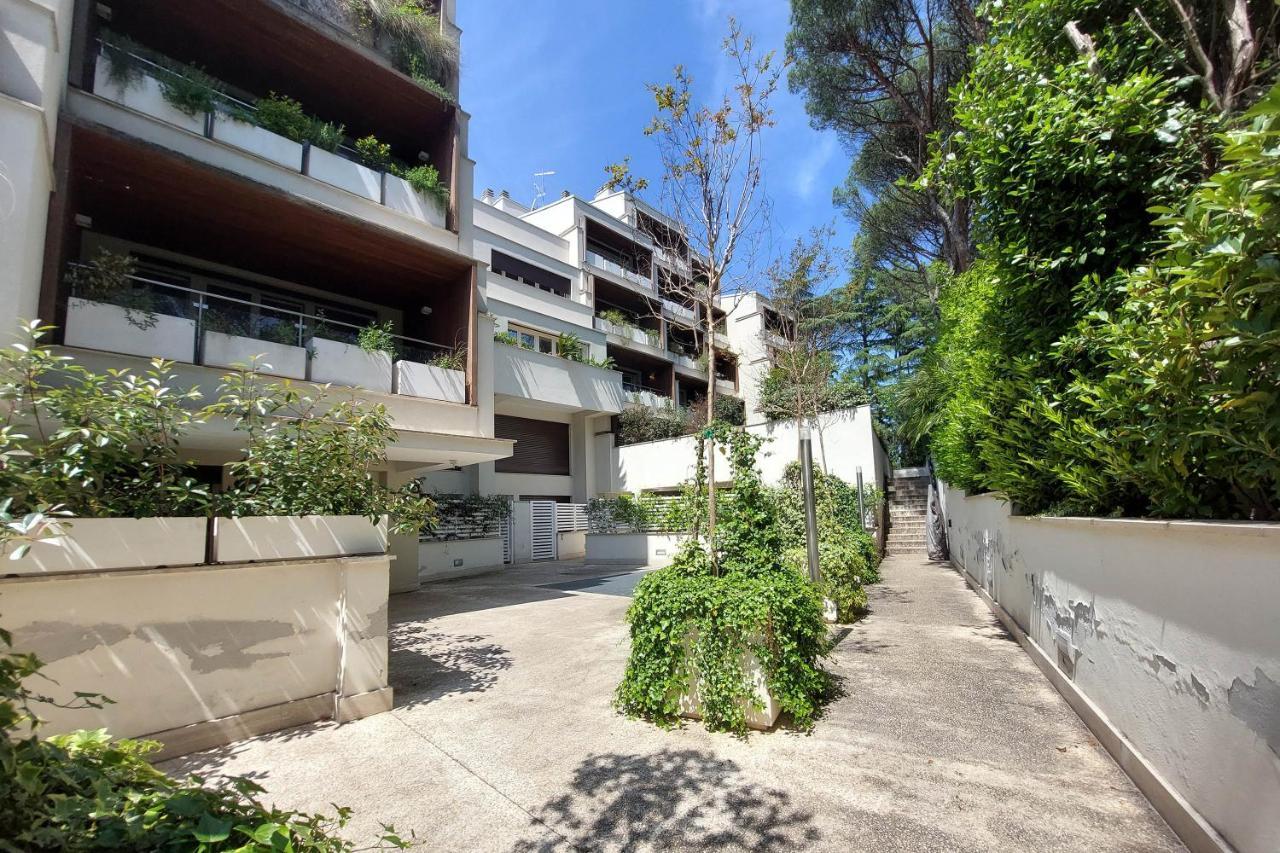 Luxury Aurelia With Swimming Pool Appartamento Roma